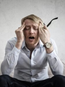 pexels-andrea-piacquadio-3752834