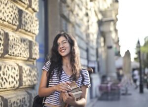 pexels-andrea-piacquadio-3807735