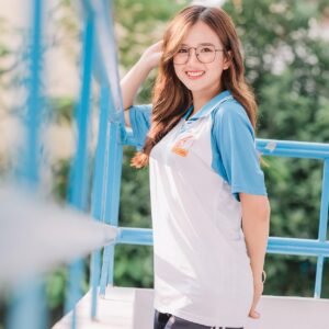woman-6485441_1280