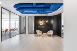 Motorola_20230310_0002_edit_LR