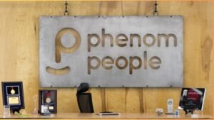Phenom is seeking a data analyst ; 35K/month salary ; apply now