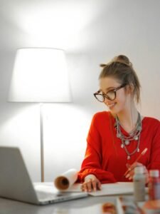 E cloud chain is hiring a data analyst for total work from home