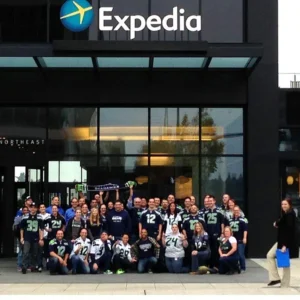 Expedia is actively hiring a data analyst
