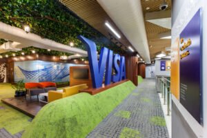 Visa is hiring a data analyst for data visualization operations