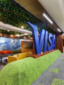 Visa is hiring a data analyst for data visualization operations