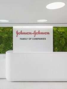 Johnson & Johnson is hiring a data analy