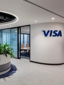 Visa is hiring a data analyst for data visualization operations
